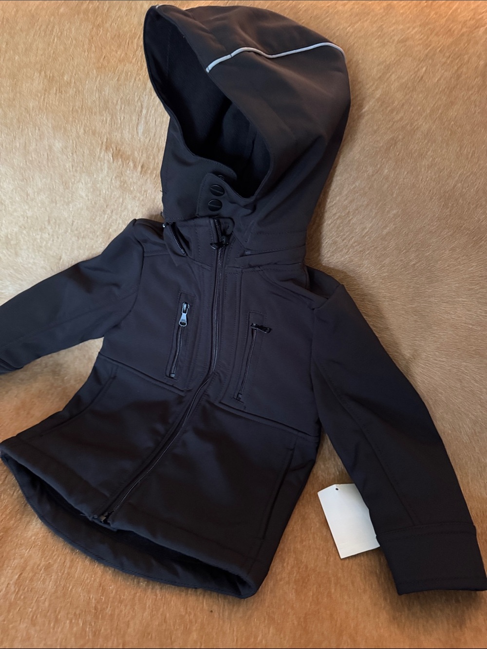 Nordstrom Kids Black Hooded Softshell Jacket is water resistant Size Boys 3T